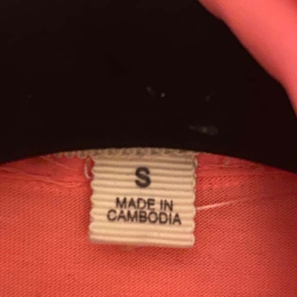 Hot pink button up - Picture 2 of 2